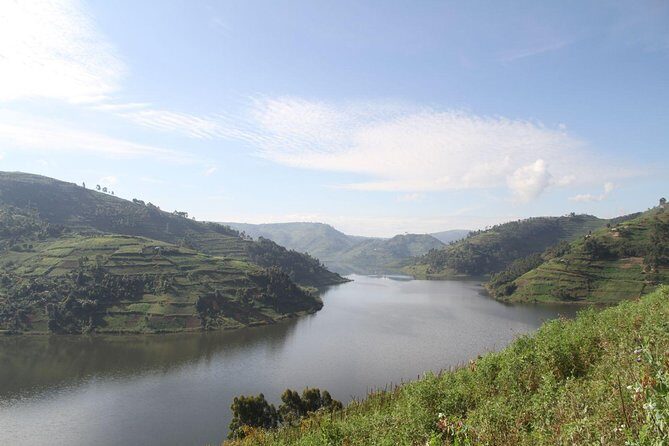3 Days Gorilla trekking tour - The drive from Entebbe to Bwindi: why the equator stop isn’t just a gimmick