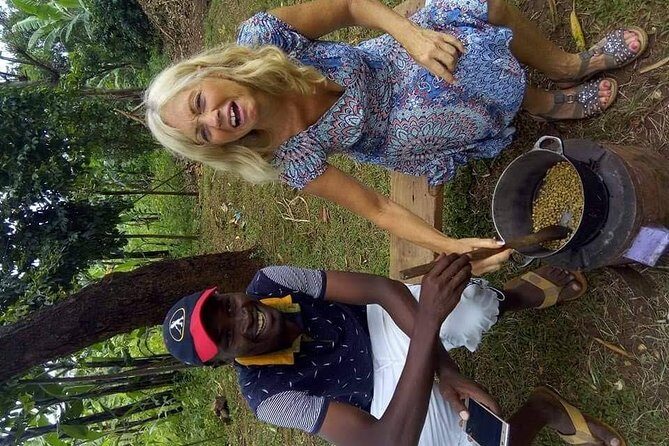 Eight days cultural and wildlife tour in Uganda - Nile source boat cruise: the calm before the adventure