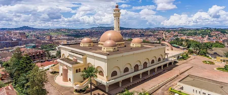 Kampala: Private Guided City Tour with vehicle Transfers - Bagala Craft Market: Buying Souvenirs With Context